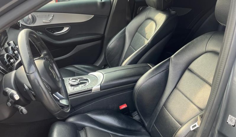 
								MERCEDES-BENZ C-300 full									