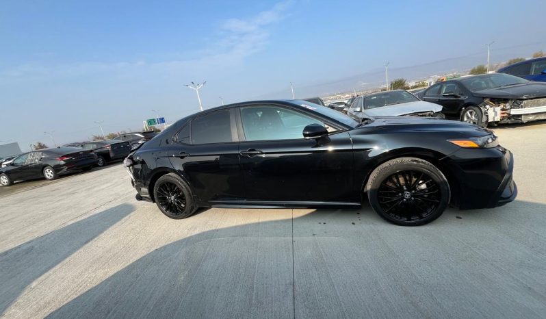 
								TOYOTA CAMRY HYBRID full									