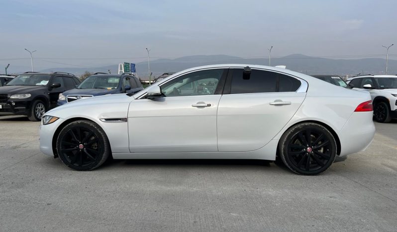 
								JAGUAR XE full									