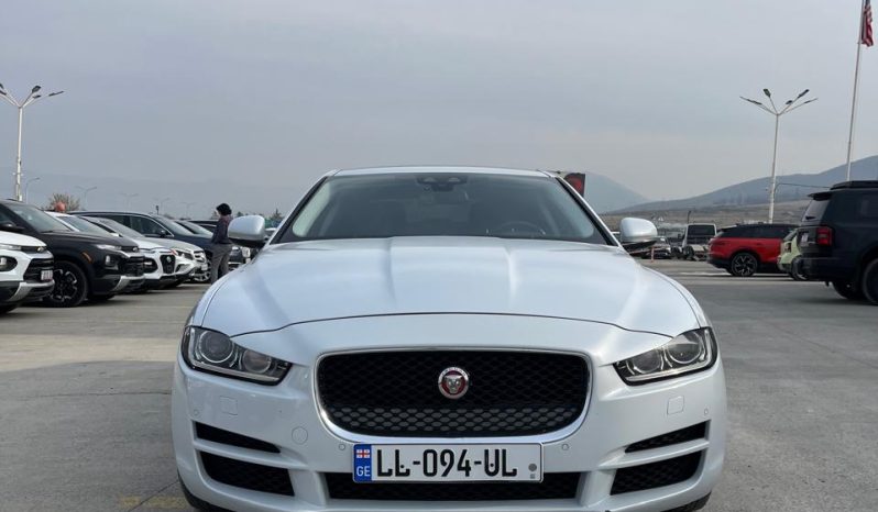 
								JAGUAR XE full									