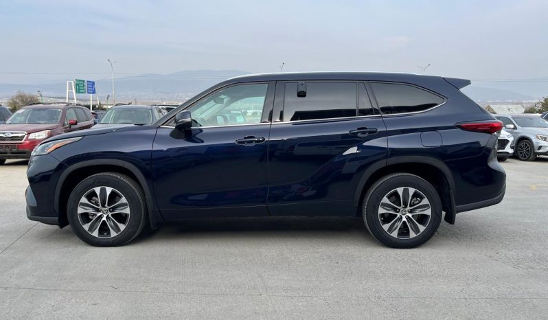 
								TOYOTA HIGHLANDER full									