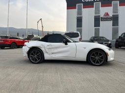 
										2016 Mazda MX-5 full									