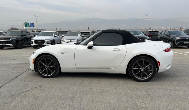 
								2016 Mazda MX-5 full									