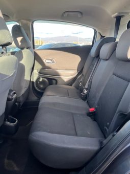 
										Honda HR-V full									