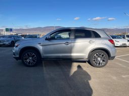 
										Mitsubishi Outlander full									