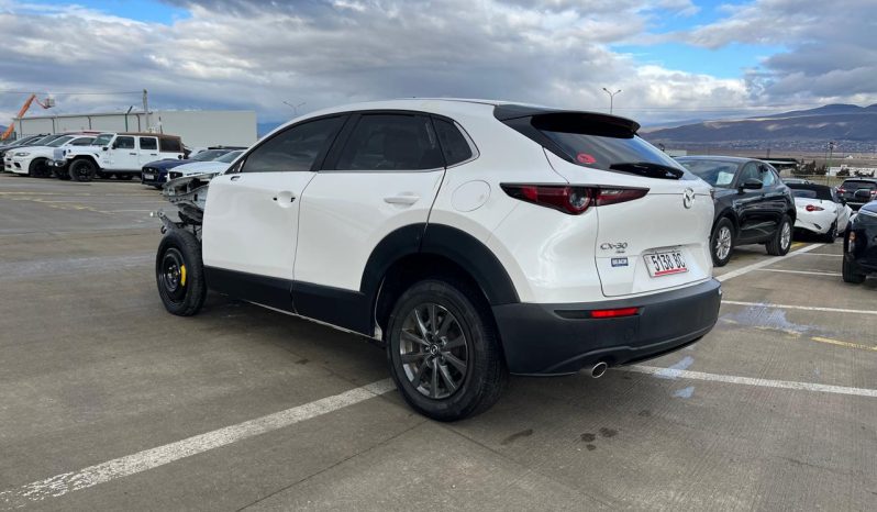 
								Mazda CX-30 full									