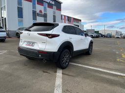 
										Mazda CX-30 full									