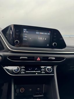 
										2021 Hyundai Sonata Hybrid full									