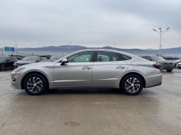 
										2021 Hyundai Sonata Hybrid full									