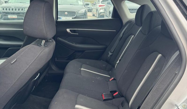 
								2021 Hyundai Sonata Hybrid full									