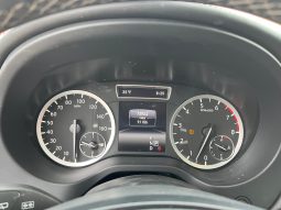 
										INFINITI QX30 full									