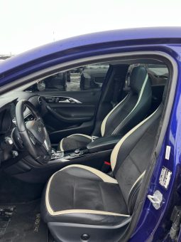 
										INFINITI QX30 full									