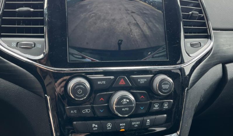 
								JEEP GRAND CHEROKEE full									