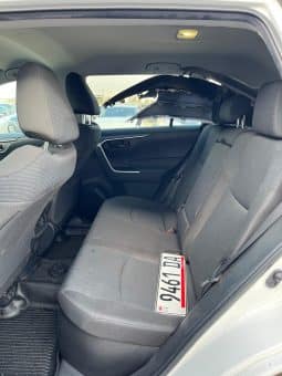 
										Toyota RAV4 full									