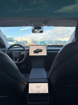 
										Tesla MODEL 3 full									
