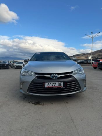 TOYOTA CAMRY