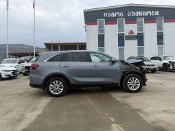 
										2020 Kia Sorento full									