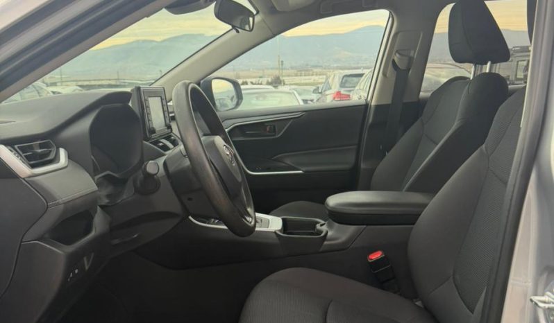 
								2021 Toyota RAV4 full									