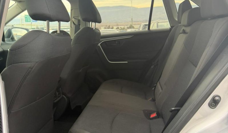 
								2021 Toyota RAV4 full									