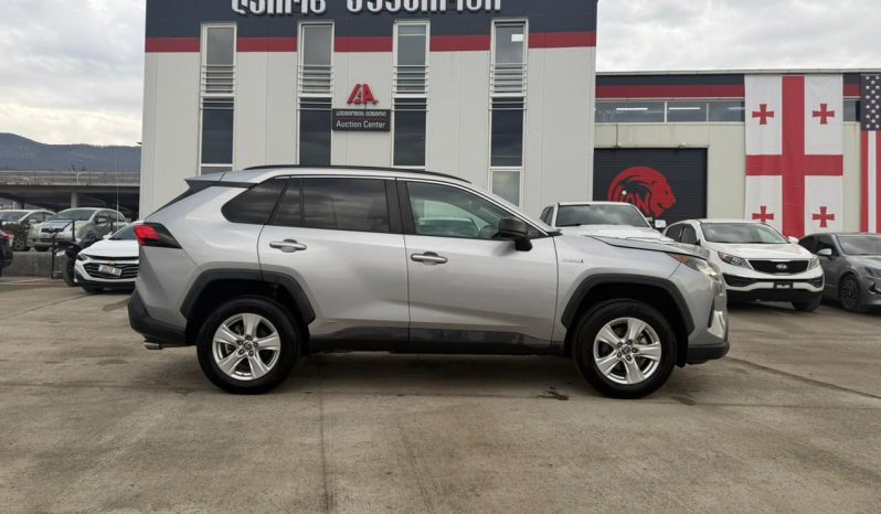 
								2021 Toyota RAV4 full									
