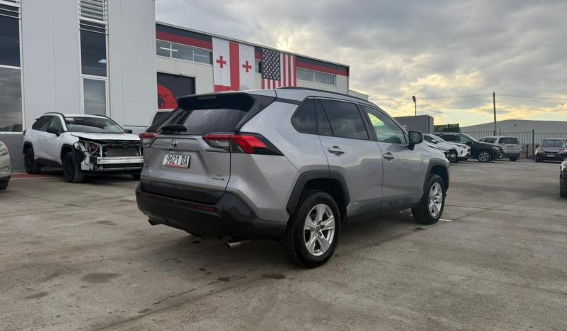 
								2021 Toyota RAV4 full									
