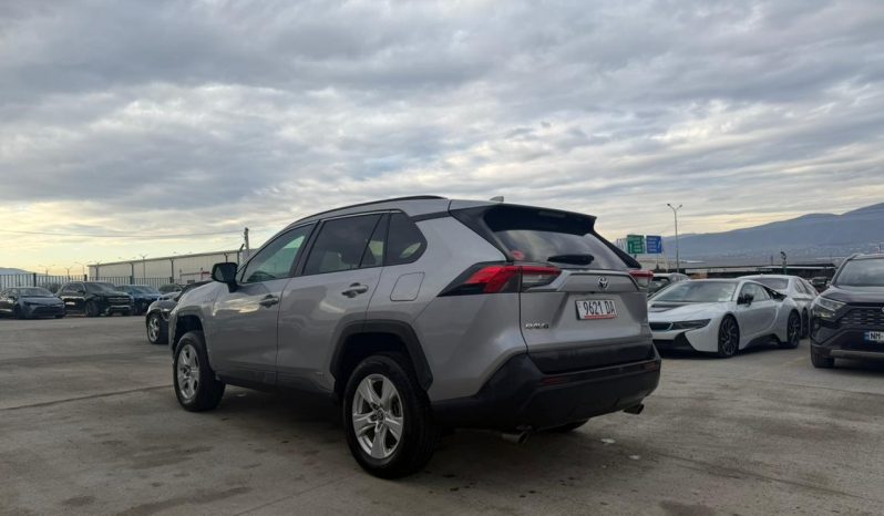 
								2021 Toyota RAV4 full									