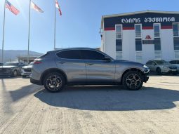 
										2017 Alfa Romeo Stelvio full									