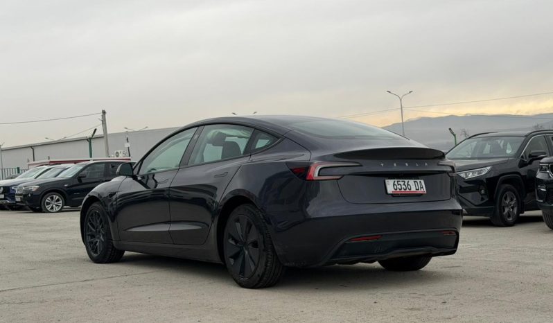 
								2024 Tesla Model 3 full									