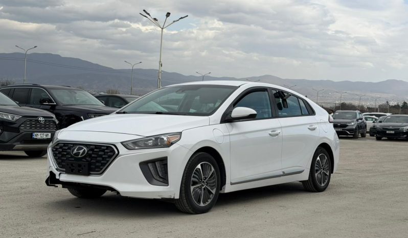 
								Hyundai Ioniq, Plug-In Hybrid full									
