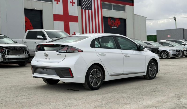 
								Hyundai Ioniq, Plug-In Hybrid full									