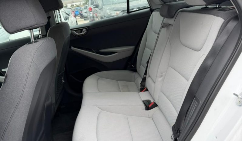 
								Hyundai Ioniq, Plug-In Hybrid full									