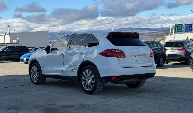 
								Porsche Cayenne full									