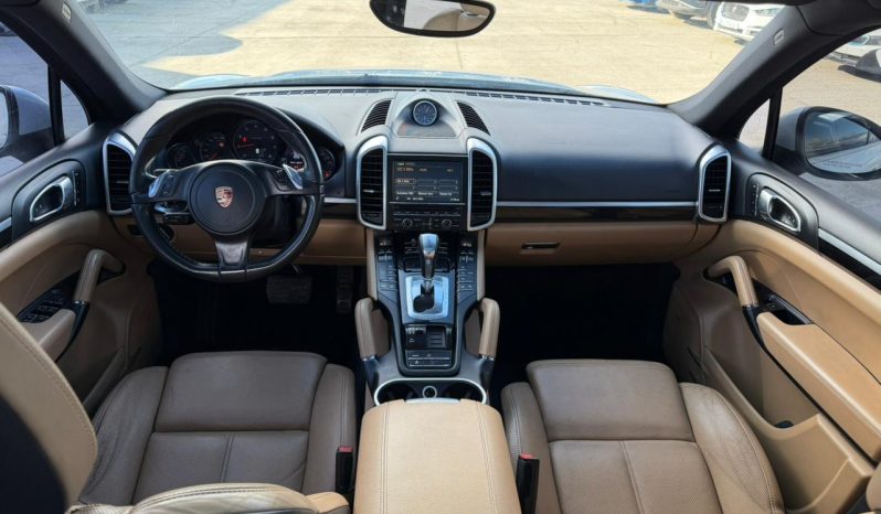 
								Porsche Cayenne full									