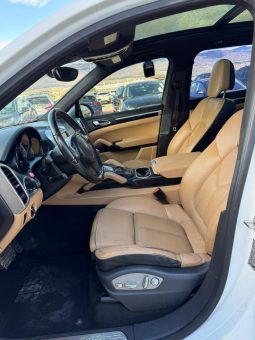 
										Porsche Cayenne full									