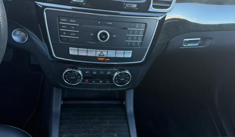 
								Mercedes-Benz GLE-Class full									