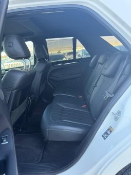 
										Mercedes-Benz GLE-Class full									