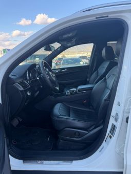 
										Mercedes-Benz GLE-Class full									