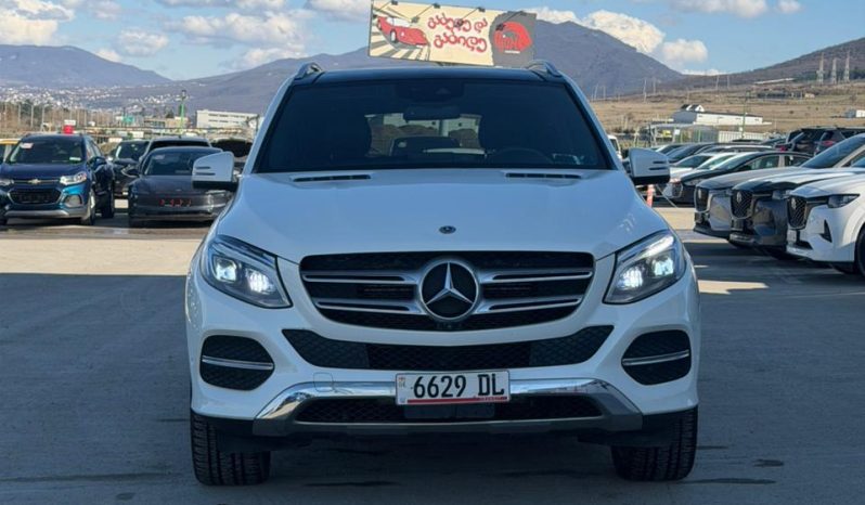 
								Mercedes-Benz GLE-Class full									