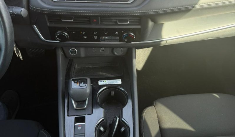 
								NISSAN ROGUE full									
