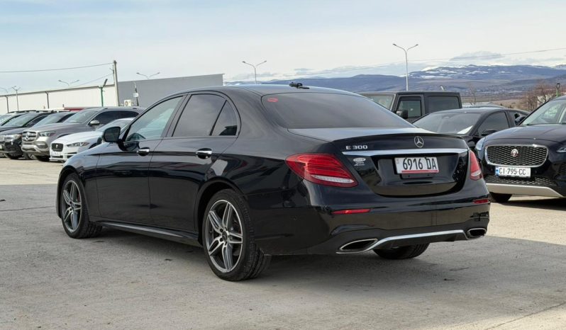 
								2017 Mercedes-Benz E-Class full									