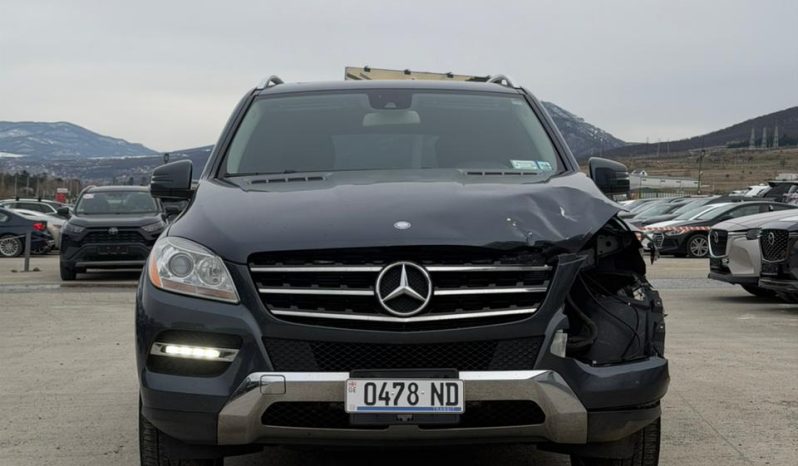 
								Mercedes-Benz ML 350 full									