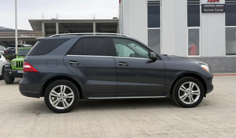 
								Mercedes-Benz ML 350 full									