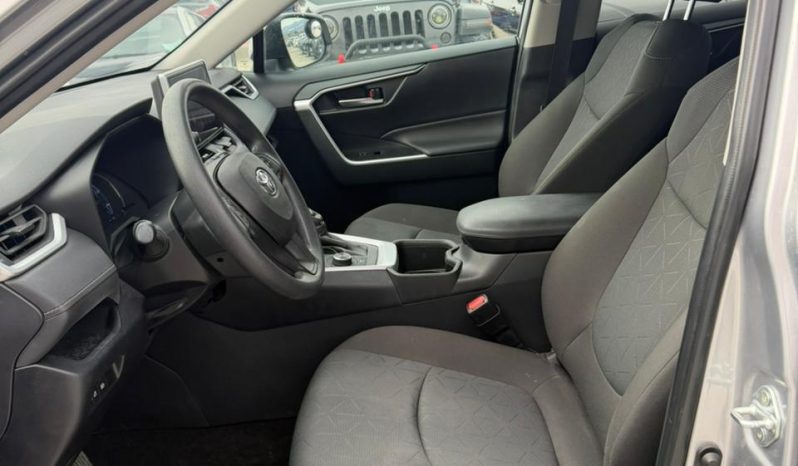 
								2023 Toyota RAV4 full									