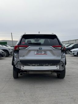 
										2023 Toyota RAV4 full									