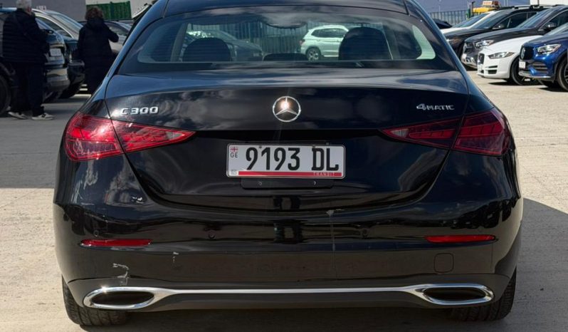 
								Mercedes-Benz C-Class full									