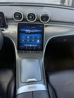 
										Mercedes-Benz C-Class full									