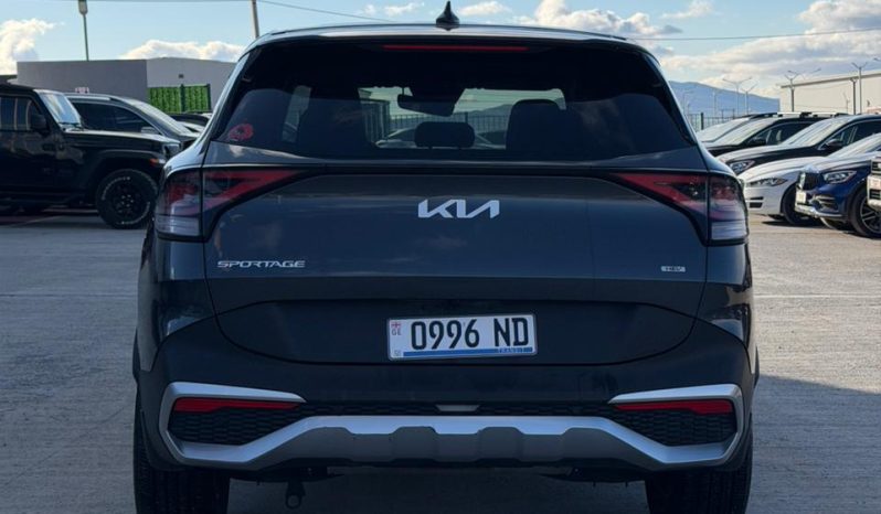 
								KIA Sportage full									