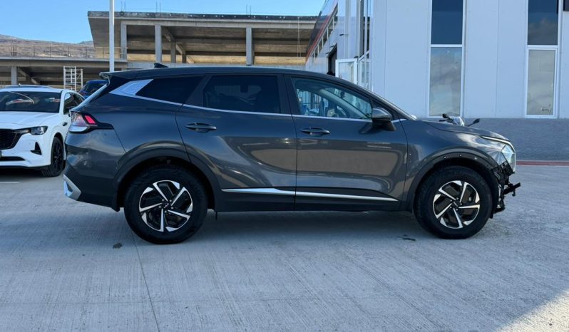 
								KIA Sportage full									