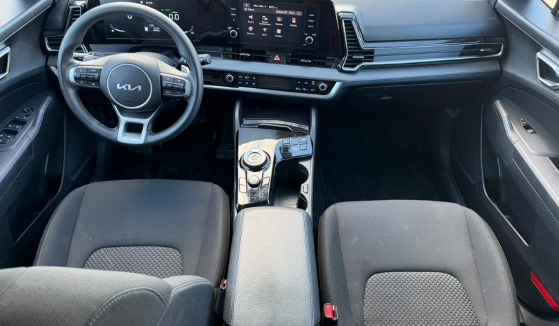 
								KIA Sportage full									
