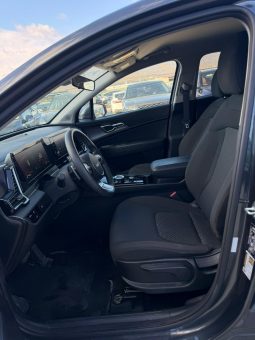 
										KIA Sportage full									